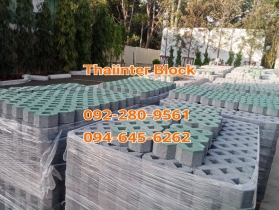 บล็อกตัวหนอน บล็อกแปดเหลี่ยม บล็อกปูหญ้า ติดต่อ0946456262