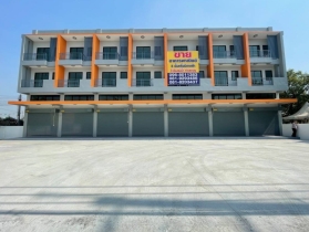 อาคารพาณิชย์ทำเลดีๆ หน้าติดถนน ด้านหลังแม่น้ำเจ้าพระยา